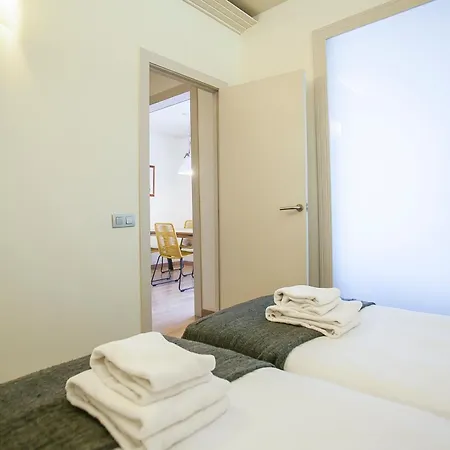 Tendency Apartments 7 Barcelona Exterior photo